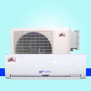 �������{